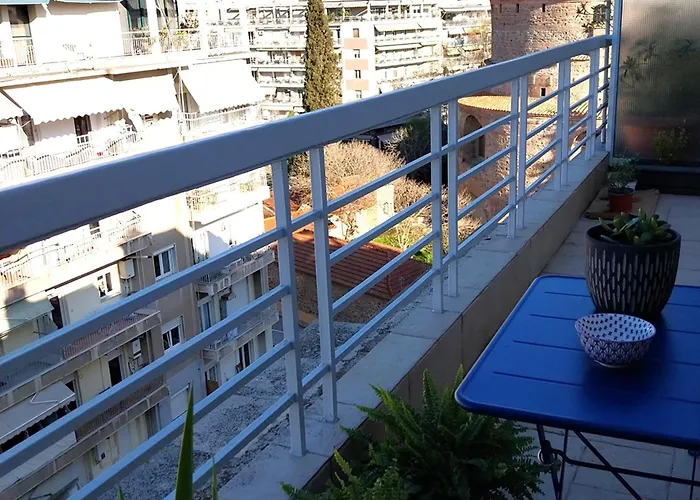 Ble Penthouse At Rotonda דירה